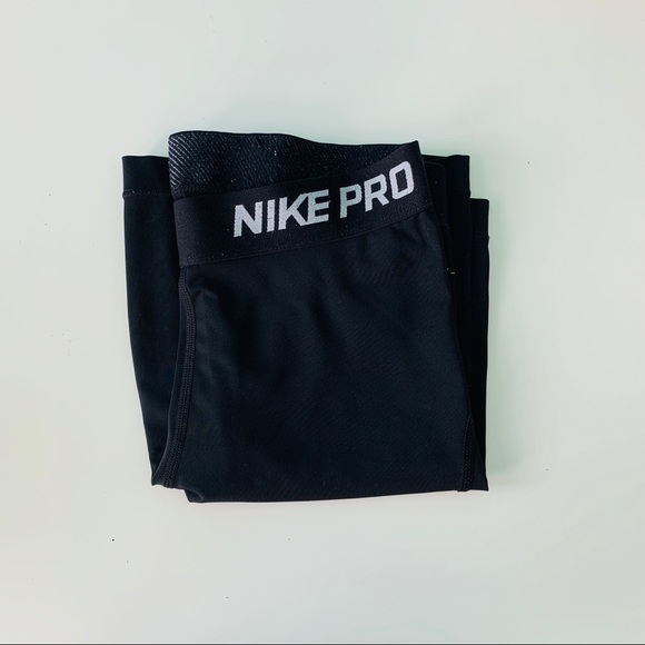 nike shorts - Picture 1 of 5